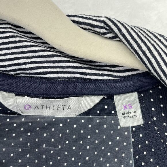 Athleta 1/2 Zip Hoodie Women’s Size XS Striped Heavenly Hail Thumb Hole - Picture 2 of 10
